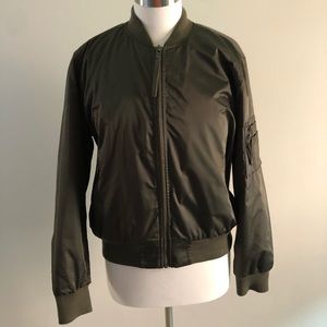 GAP Bomber jacket with pink on the inside 🐲